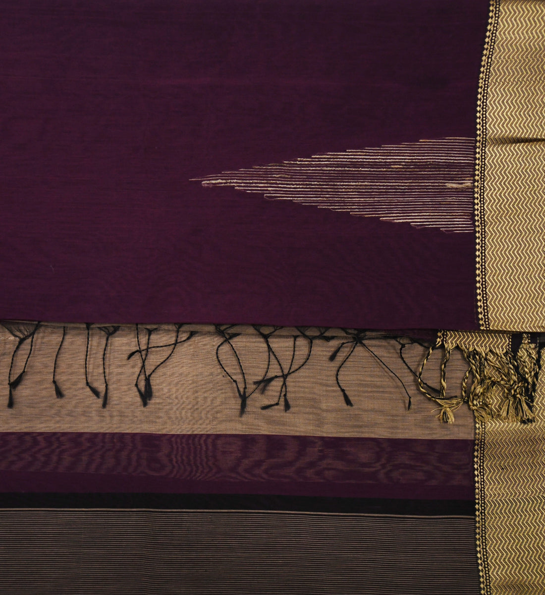 Royal Wine Silk Saree with Temple Motifs & Zari Border – Regal Elegance
